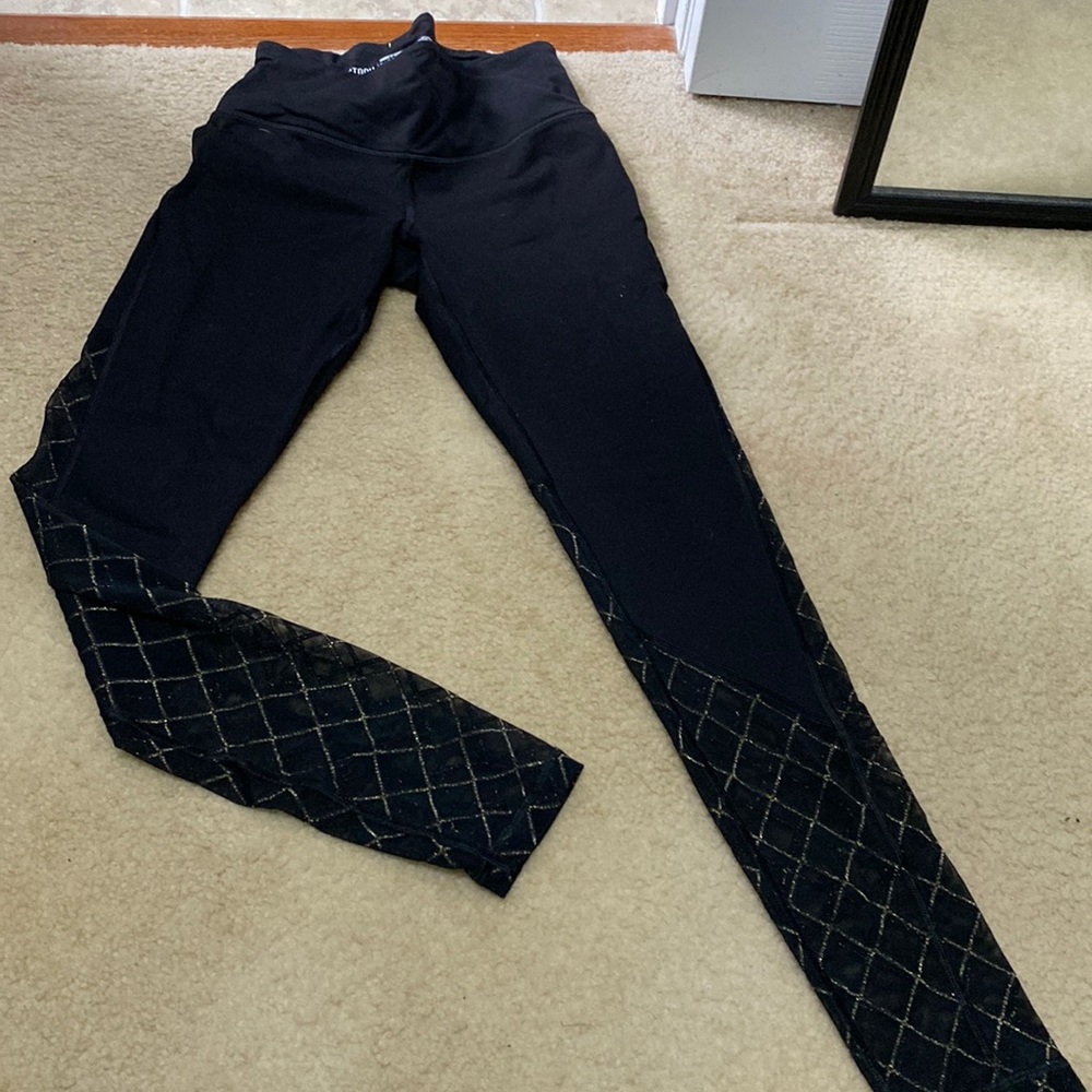 Victoria’s Secret leggings lace gold detail